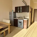 Апартамент Sunny Plaza Cozy With Terrace Слънчев бряг