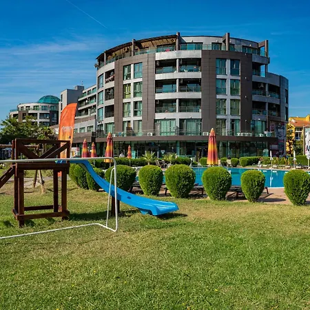 Sunny Plaza Cozy With Terrace Apartment *